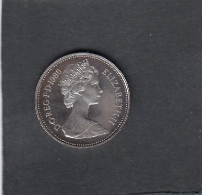 Beschrijving: 5 Pence ELIZABETH II
